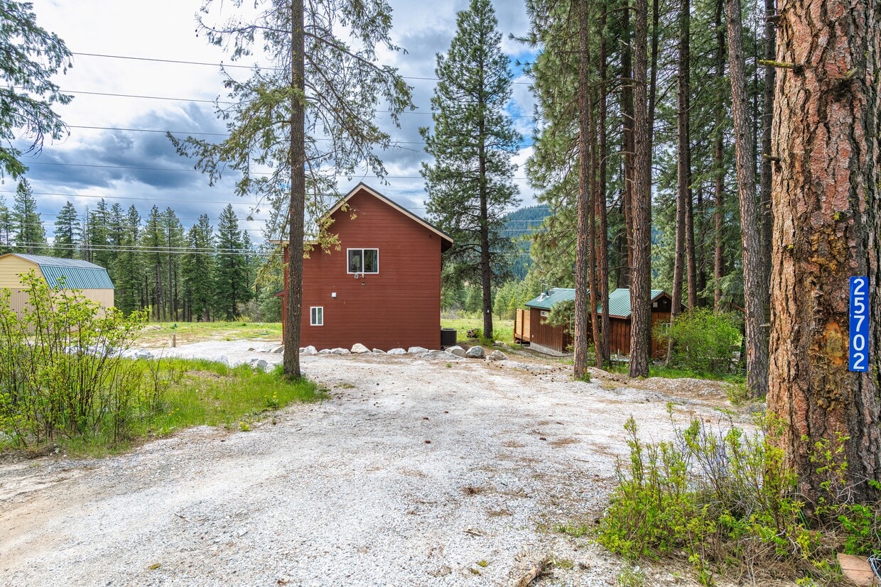 25702 Camp 12 Rd, Leavenworth, WA 98826 House Rental in Leavenworth