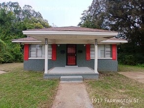 Building Photo - 1917 Farrington St