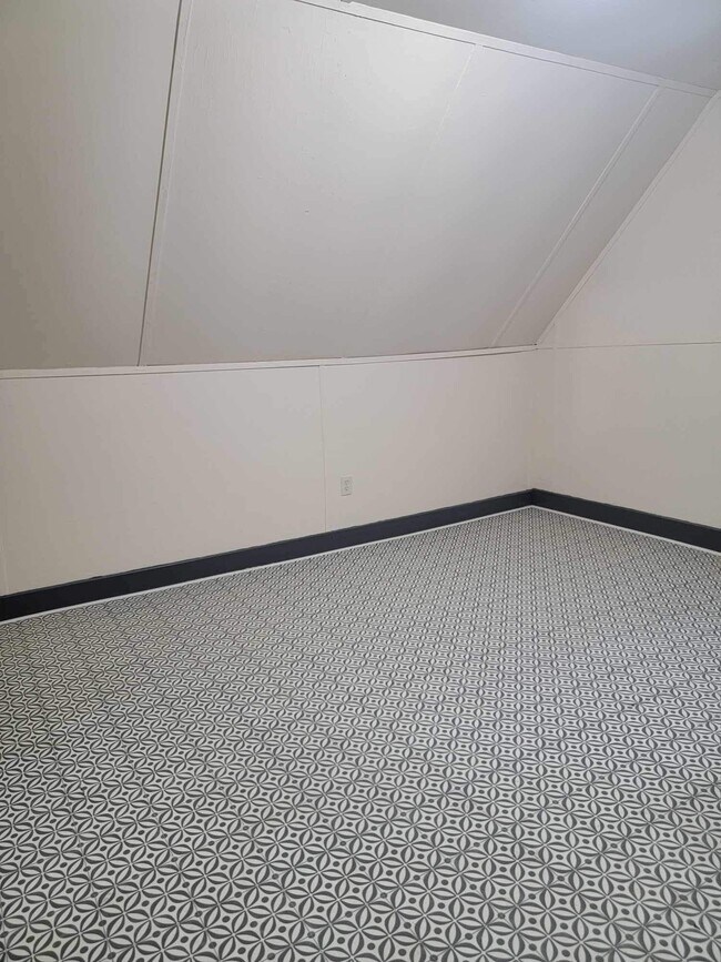 Foto del edificio - 2231 Cudaback Ave