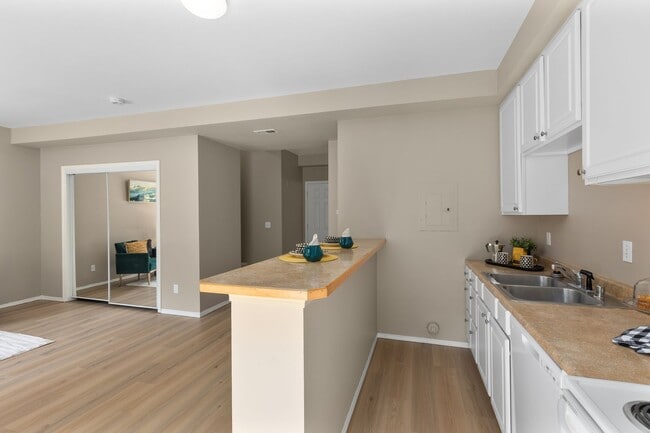 Foto del edificio - 9731 26th Ave SW