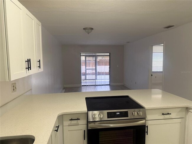 Foto del edificio - 2128 Bahamas Ct