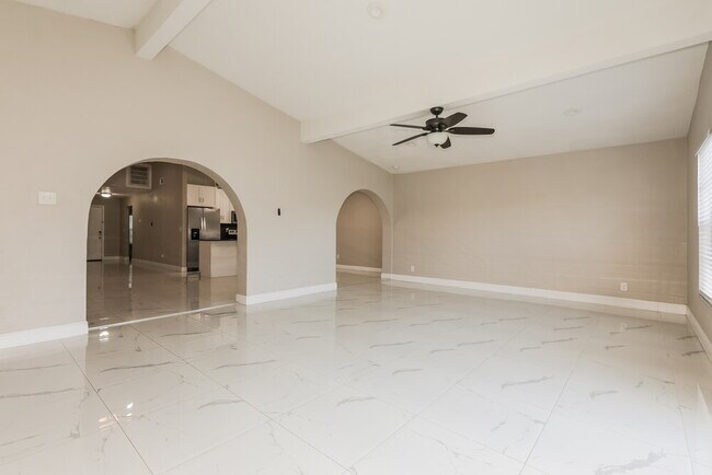 Foto del edificio - 1735 Tarah Trace Dr