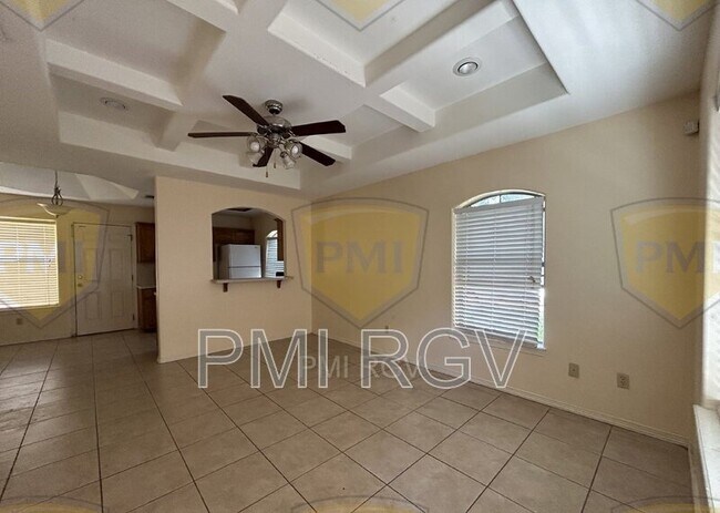 Building Photo - 3114 E Diamondhead Ave