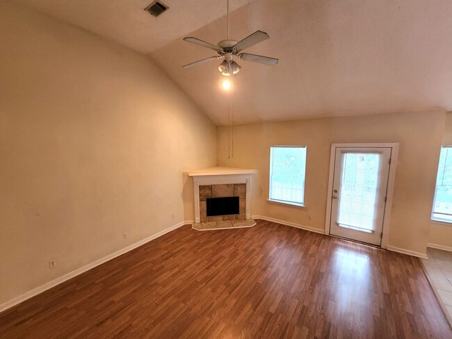 Building Photo - Orchid Isle Townhome/ Georgetown