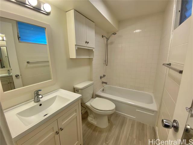 Building Photo - 824 Kinau St