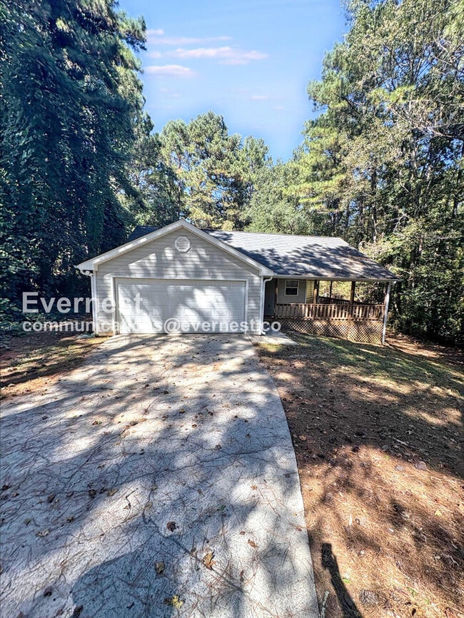 Building Photo - 265 Lazy Hollow Ln