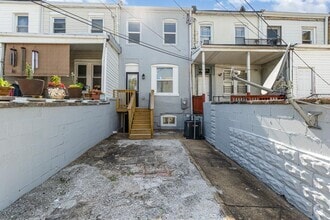 Building Photo - 727 N Collington Ave