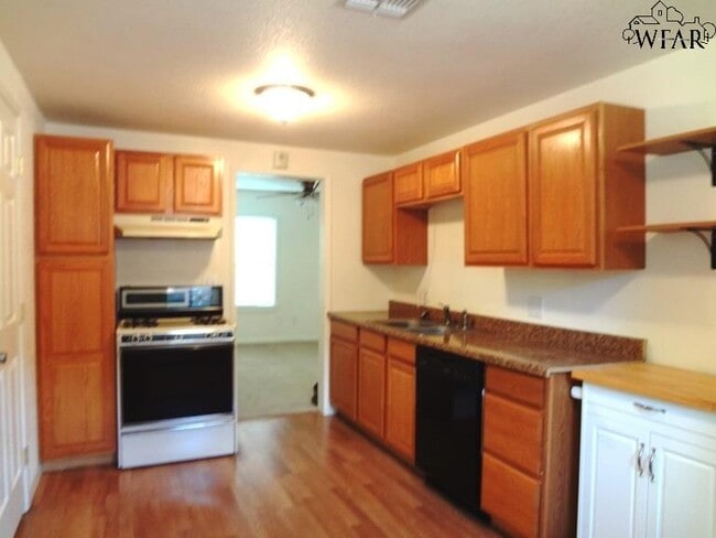 Building Photo - 2113 Taylor St