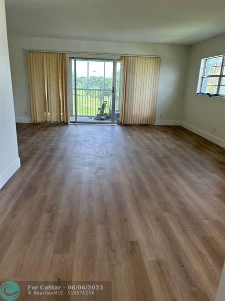 Foto principal - 12701 SW 13th St