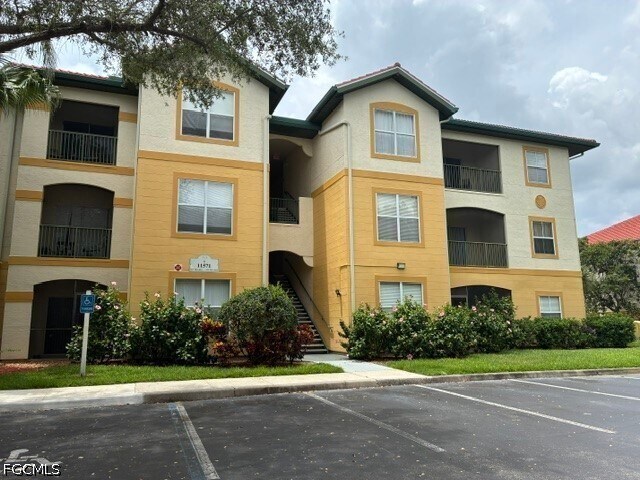 Foto del edificio - 11571 Villa Grand