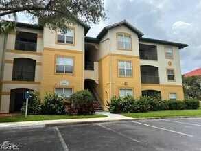 Building Photo - 11571 Villa Grand