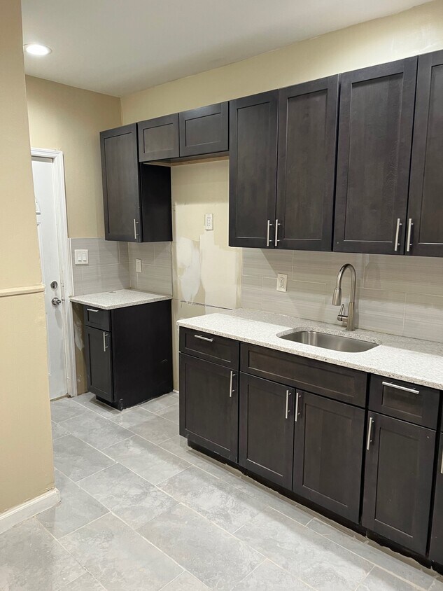 9508 Foster Ave, Brooklyn, NY 11236 Room for Rent in Brooklyn, NY