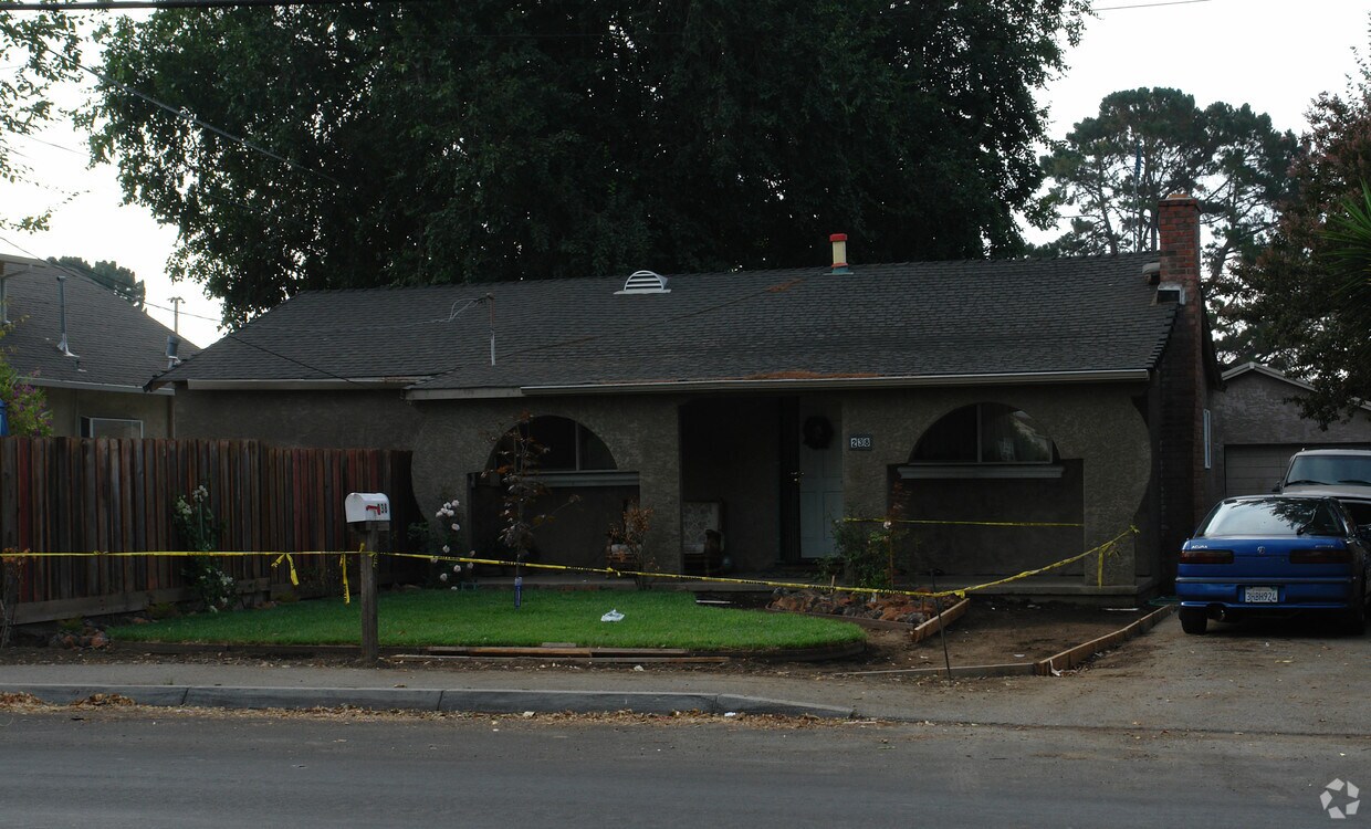 Foto del edificio - 238-246 Southside Dr