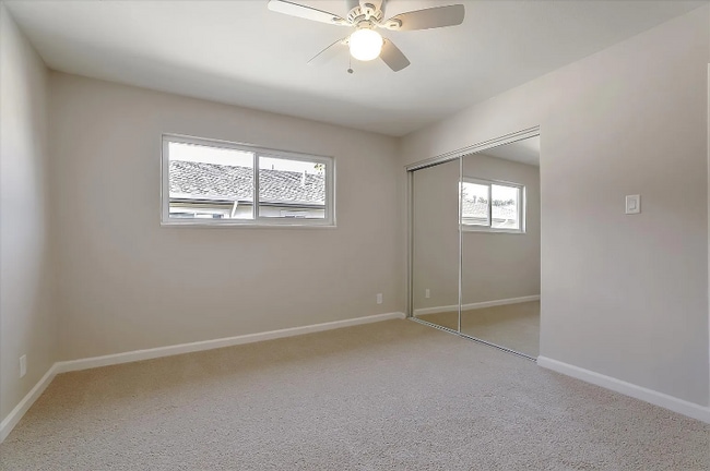 Foto del edificio - 3745 Miramar Way
