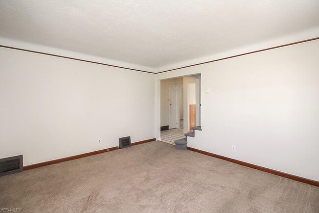 Building Photo - 1721 Tuxedo Ave