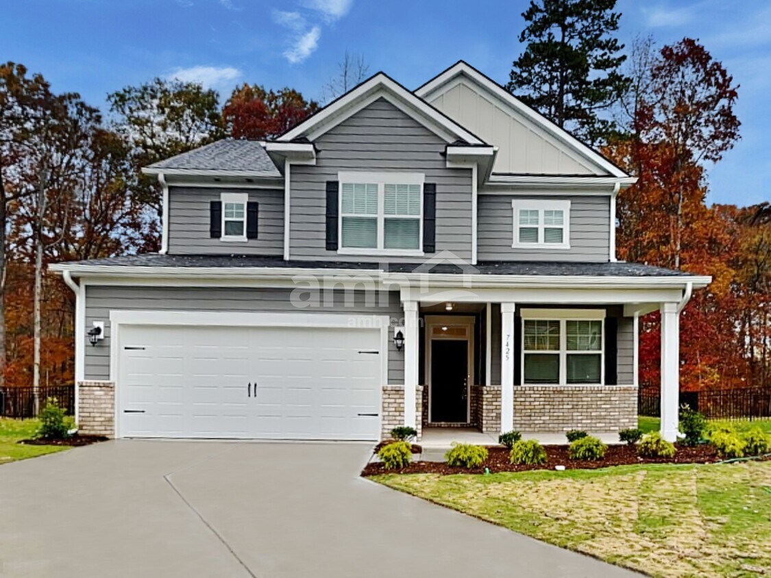 Foto principal - 7425 Garrett Ct