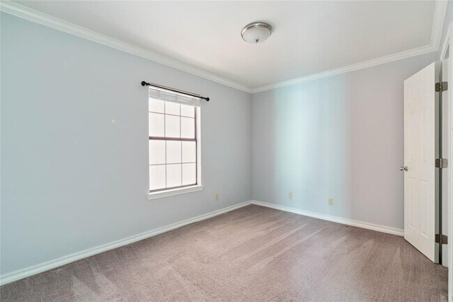 Foto del edificio - 407 E 45th St