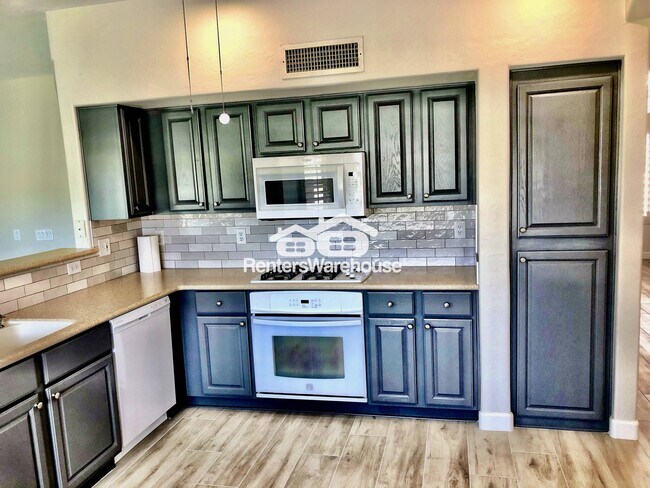 Foto del edificio - 6340 W Tonopah Dr