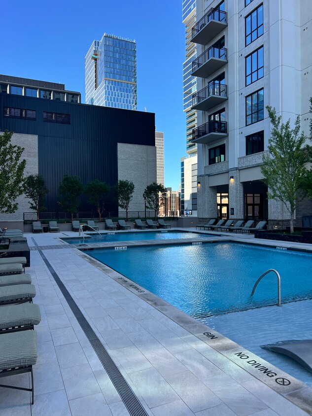 Foto del edificio - 930 Commerce St