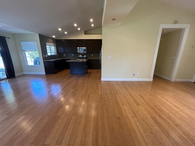 Foto del edificio - Nice home in Turlock