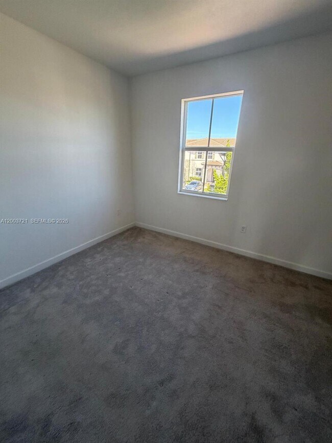 Foto del edificio - 12148 NW 24th Pl