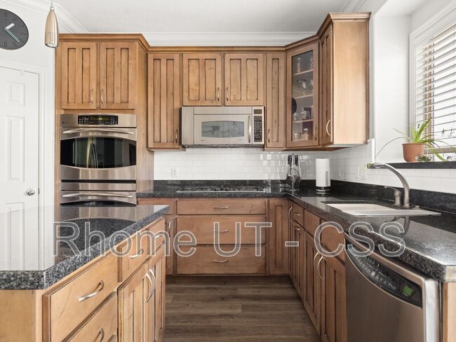 Building Photo - 2698 W Shady Hollow Ln