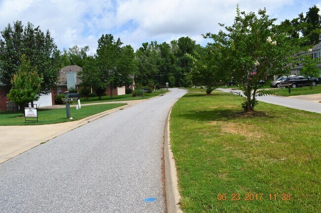 Foto del edificio - 8 Lincolnshire Ln