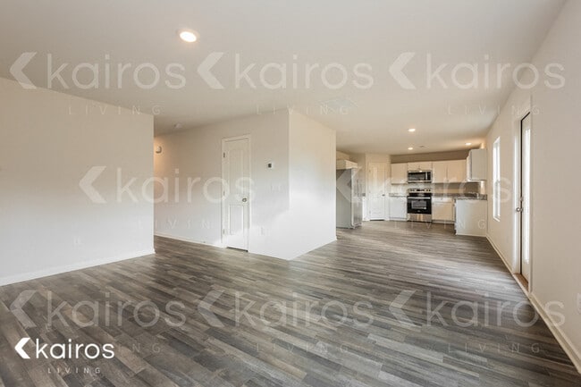 Building Photo - 845 VISTAMOUNT PATH