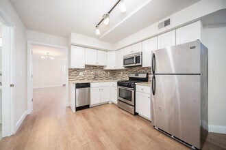 Building Photo - 149 Webster Ave