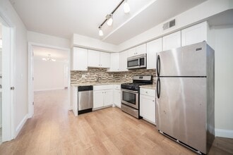 Building Photo - 149 Webster Ave