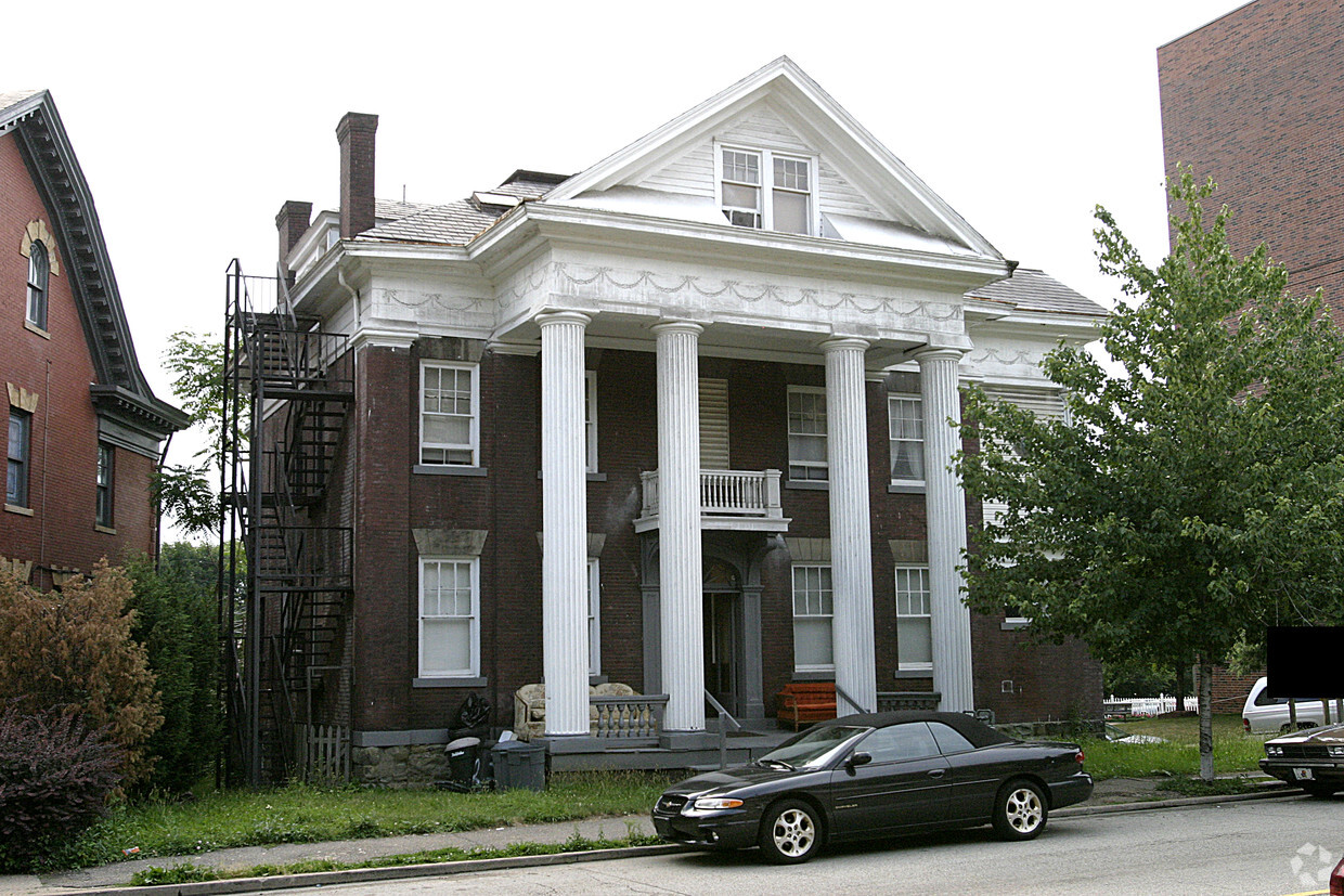 Primary Photo - 2345 Perrysville Ave