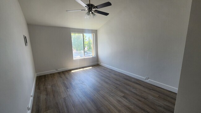 Foto del edificio - 2BD/2BA Condo in The Plaza Community - Pac...