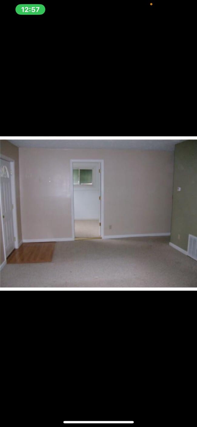 Photo - 125 E Rouse St House