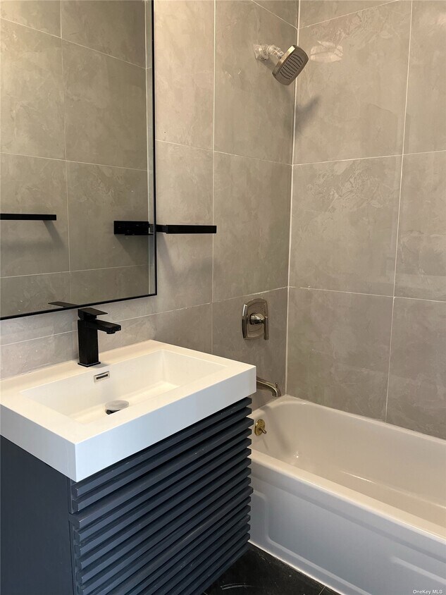 Foto del edificio - 88-02 91st Ave