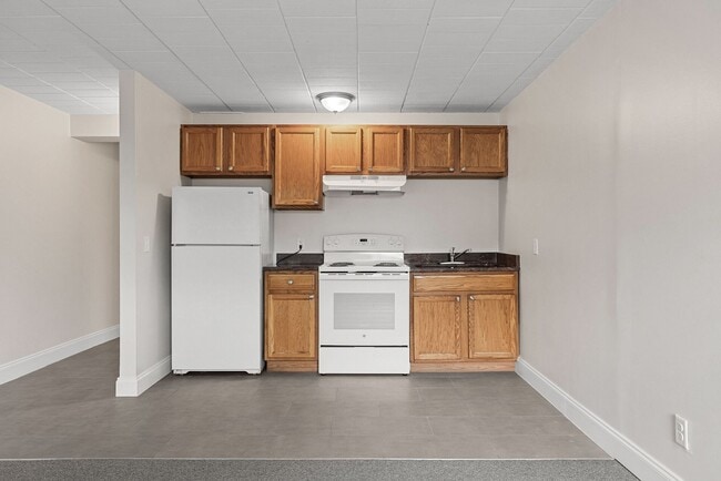 Building Photo - The Villa