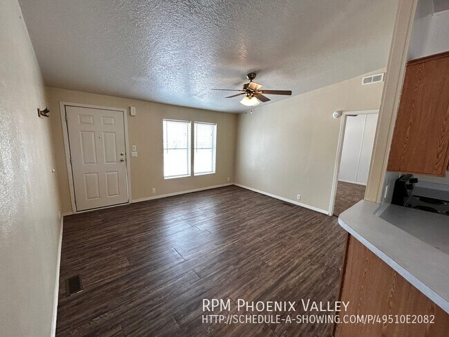 Foto del edificio - Large lot, NO HOA Split Floor Plan 3 bed/2...