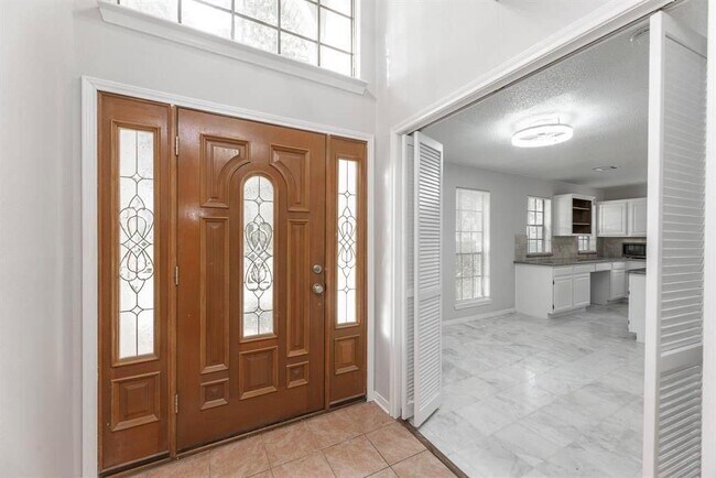 Foto del edificio - 3411 Stillwater Ln