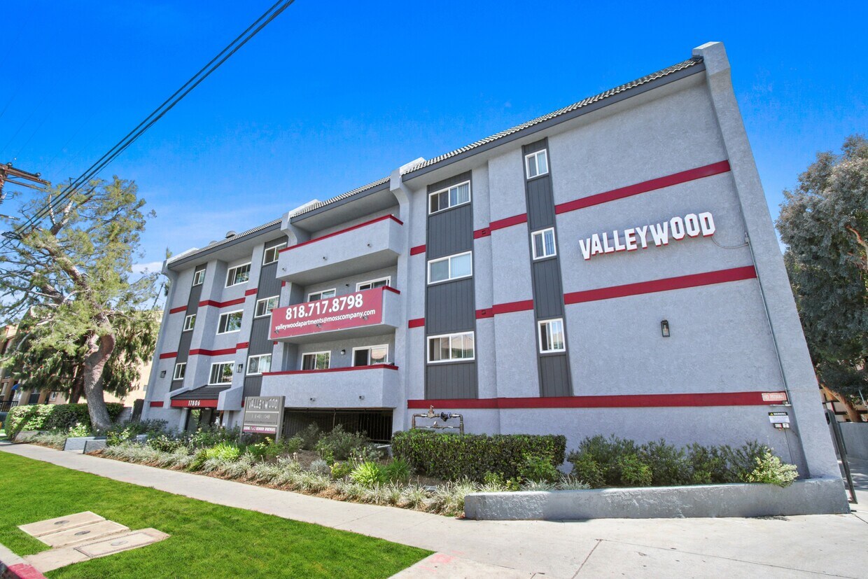 Valleywood Apartments Apartments in Northridge, CA