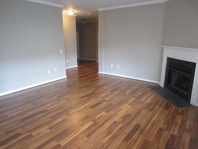 Building Photo - 3161 Hemlock Forest Cir