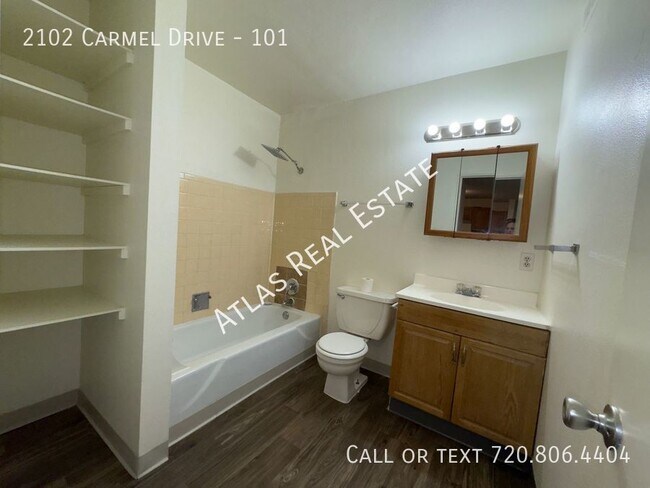 Building Photo - ONE MONTH FREE! Centrally Located 1 Bedroo...