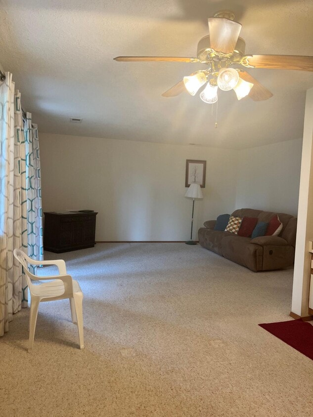 835 Country Club Dr SE Unit 1D, Rio Rancho, NM 87124 Condo for Rent