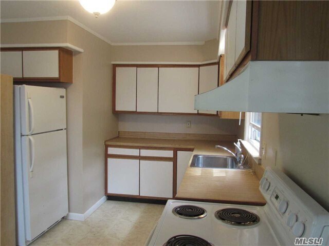 Foto del edificio - 60 Polk Ave