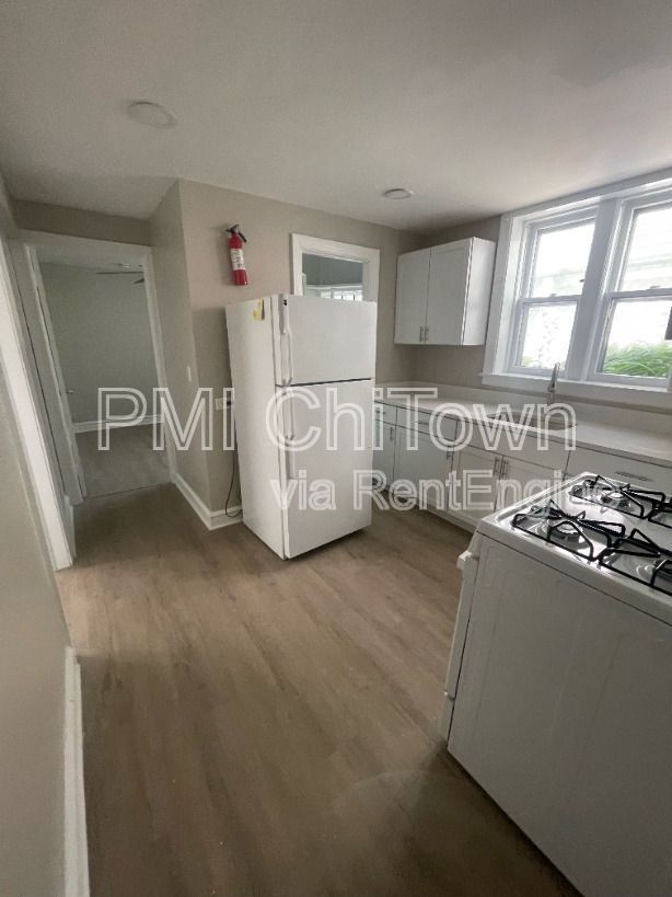 Foto del edificio - 5202 W Ainslie St