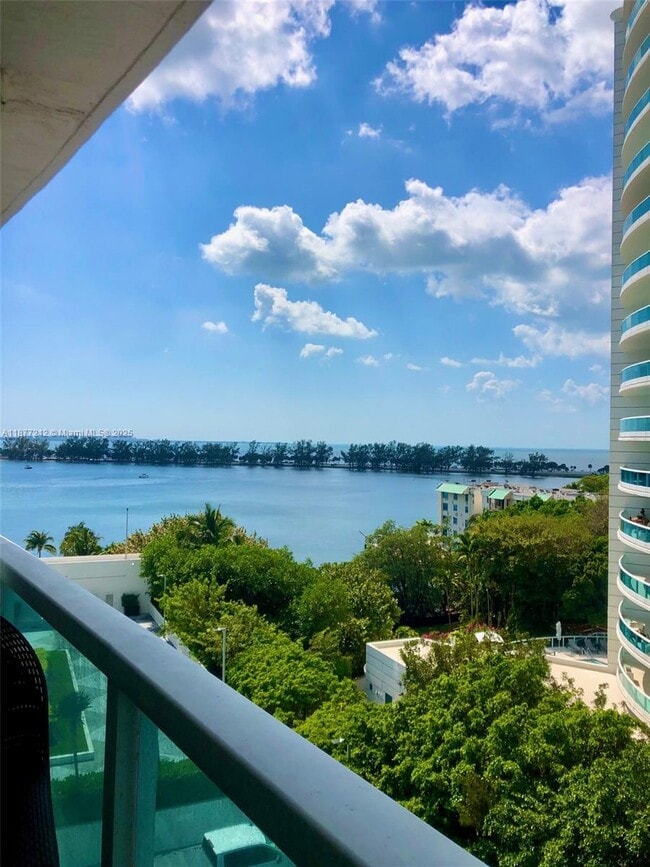 Building Photo - 2101 Brickell Ave