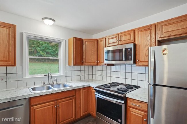 Building Photo - 3 br, 2 bath House - 444 Muddy Ln