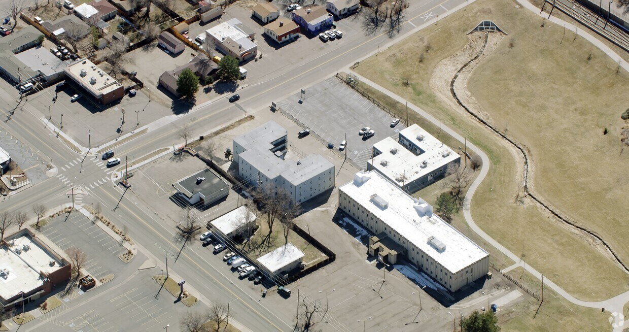 Aerial Photo - Carr St Flats