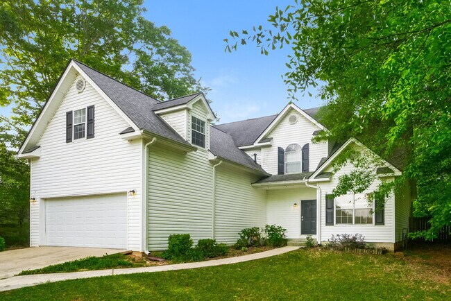 Building Photo - 57 Highland Dr