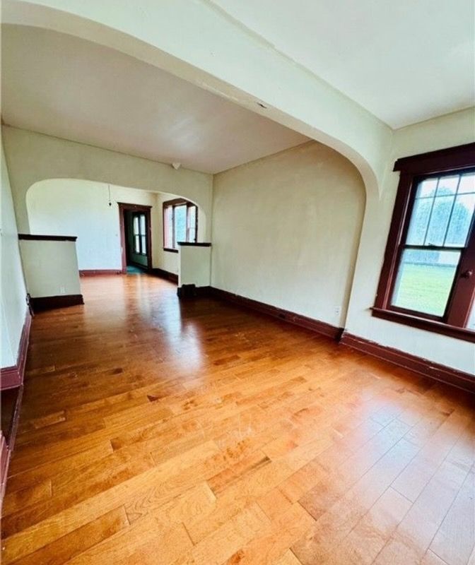 Foto del edificio - 351 Moselle St