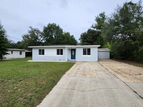 Building Photo - 606 Chaseville St