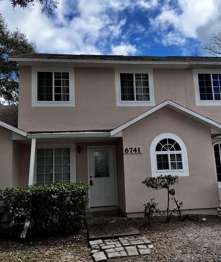 Primary Photo - 3 Bedroom 2 Bath Magnolia Pointe Townhome ...